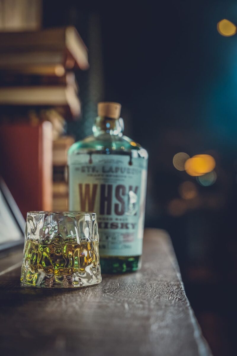 Blended Malt Whisky WHSK 3 ans d'âge 40° ETS. LAPURDI - 70cl